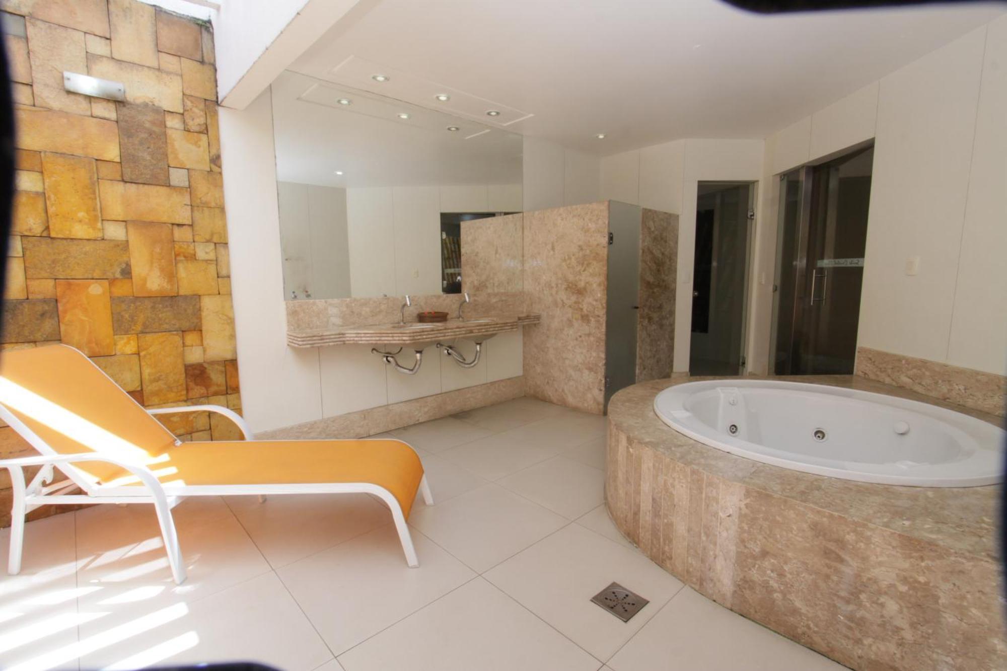 Raru's Litoral Norte (adults Only) Love hotel