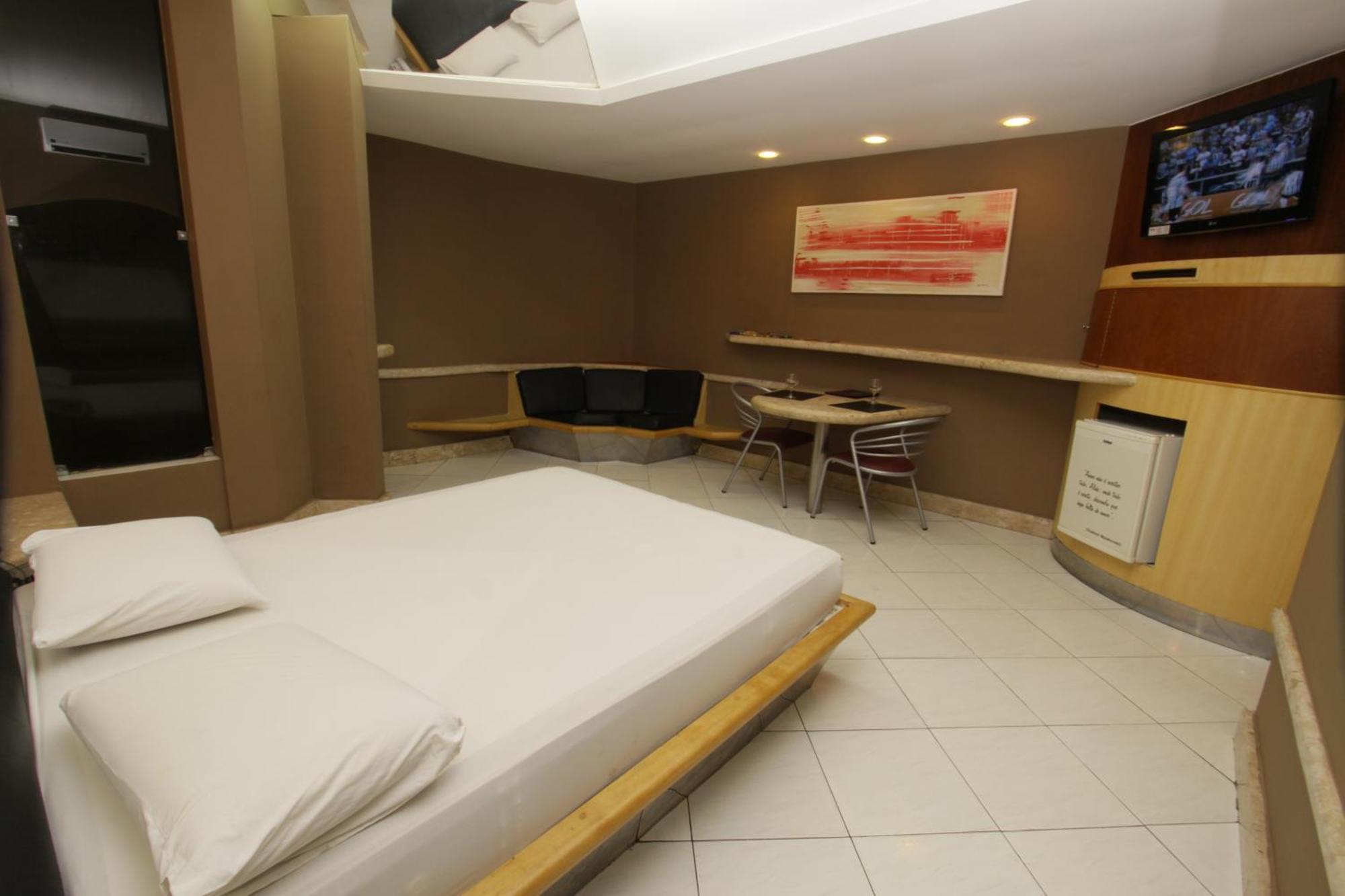 Love hotel Raru's Litoral Norte (adults Only)